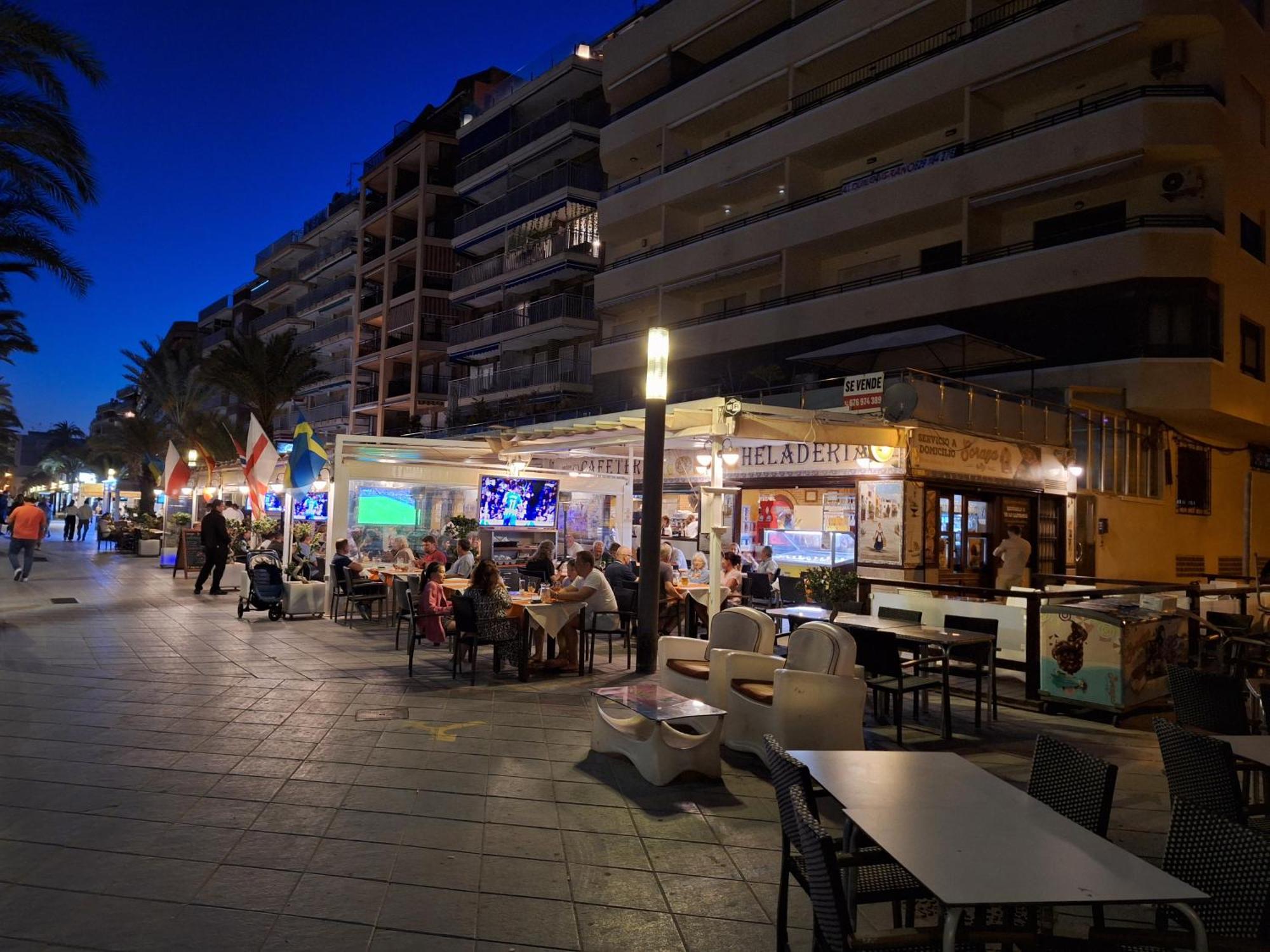 Apartamento 1A Linea Anri Torrevieja Exterior foto