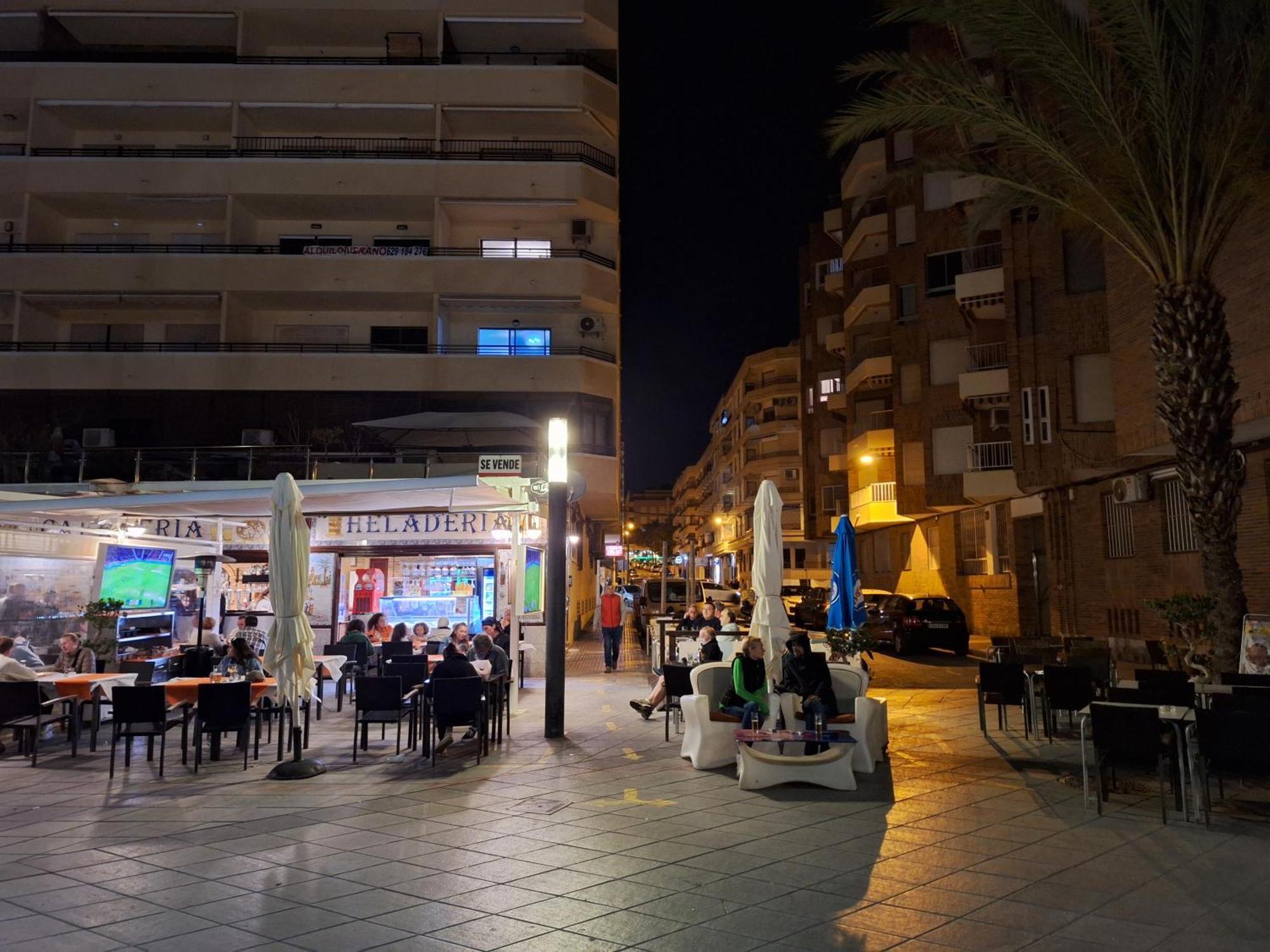 Apartamento 1A Linea Anri Torrevieja Exterior foto